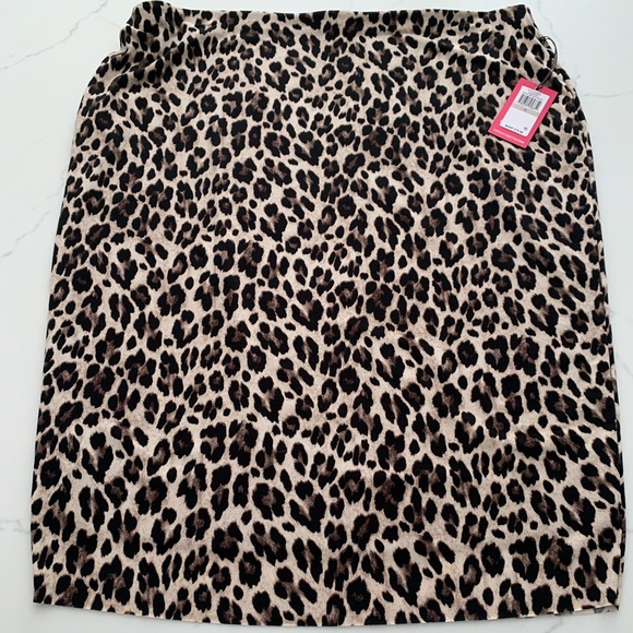 Vince Camuto 1X Animal Cheetah Print Black/Tan Stretch Skirt Full Lined NWT - Picture 1 of 9